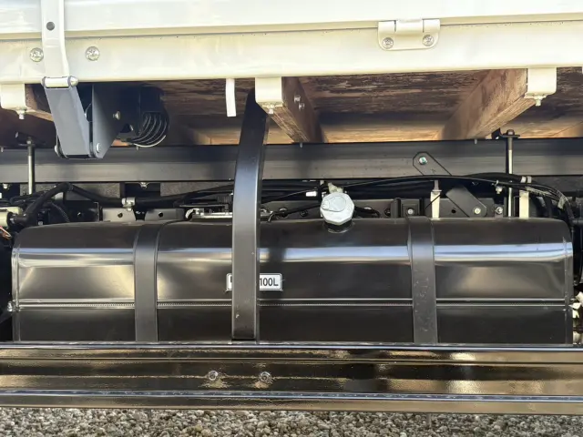 三菱 キャンター 2PG-FEB80(2WD)の写真27