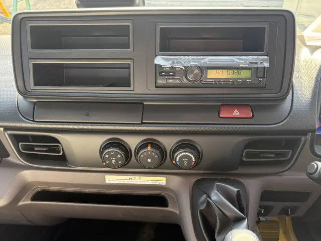 三菱 キャンター 2PG-FEB80(2WD)の写真31