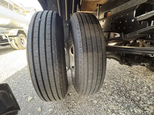 三菱 キャンター 2PG-FEB80(2WD)の写真44