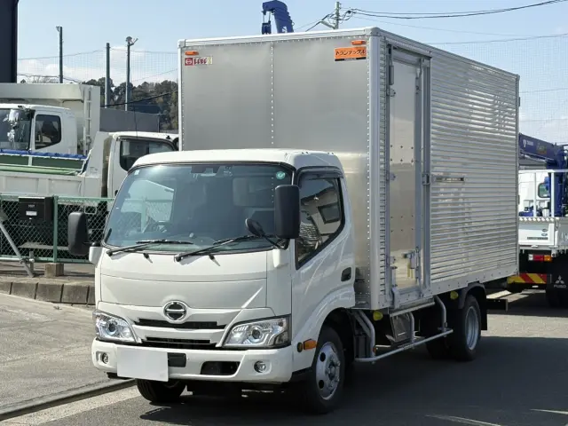 日野 デュトロ 2KG-XZU655M(2WD)の写真1