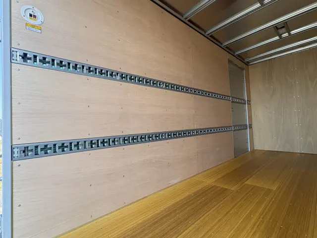 日野 デュトロ 2KG-XZU655M(2WD)の写真10