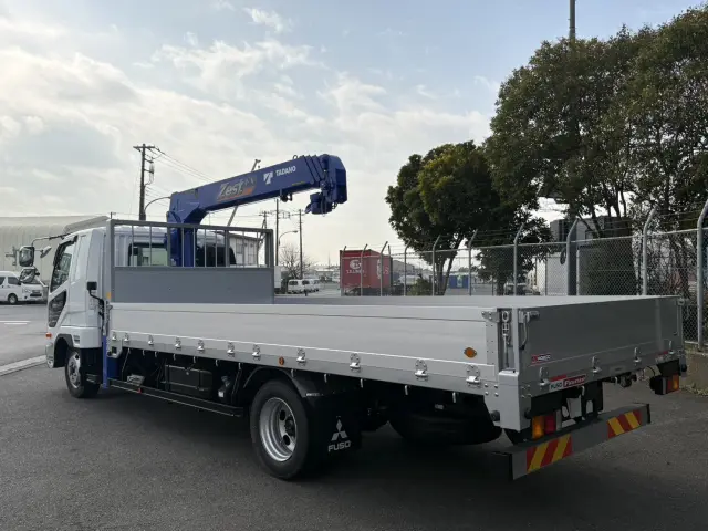 三菱 ファイター 2KG-FK62F(2WD)の写真4