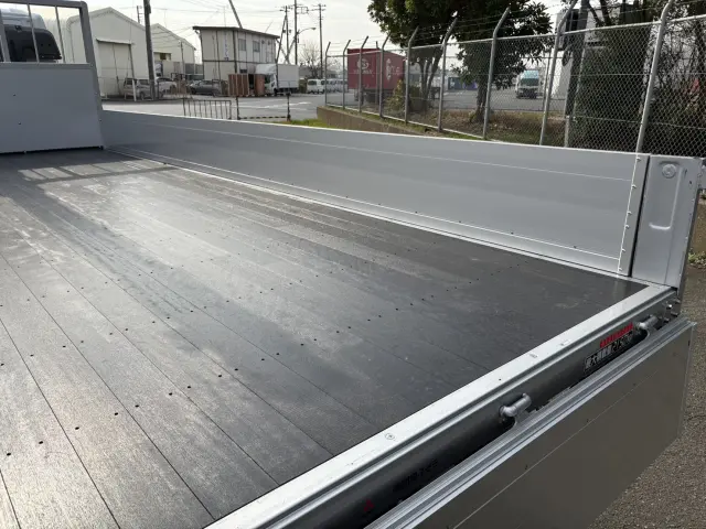 三菱 ファイター 2KG-FK62F(2WD)の写真11