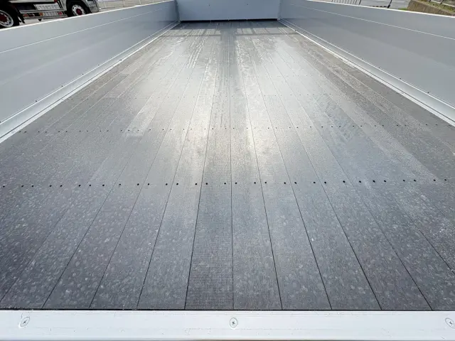 三菱 ファイター 2KG-FK62F(2WD)の写真12