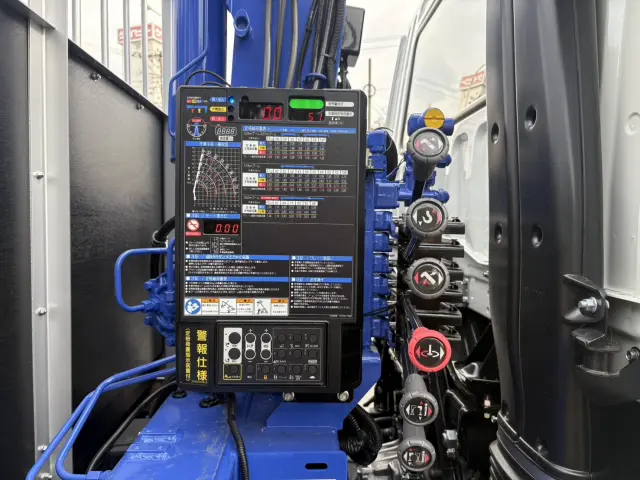 三菱 ファイター 2KG-FK62F(2WD)の写真20