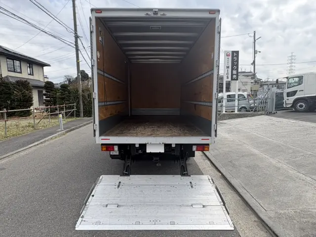 日野 デュトロ 2RG-XZU712M(2WD)の写真9