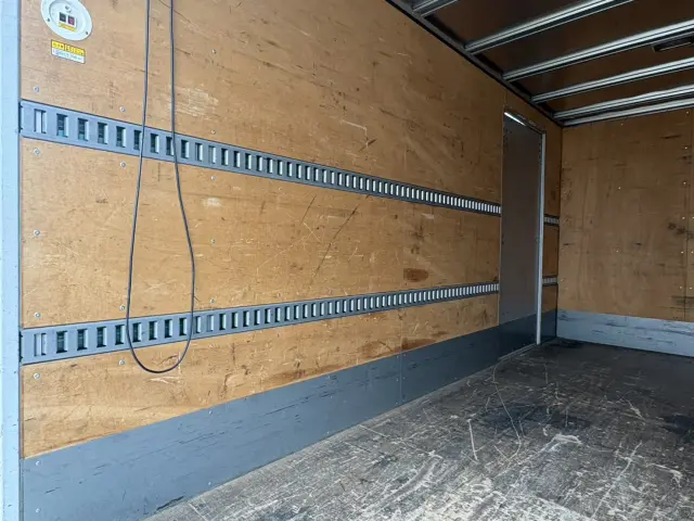 日野 デュトロ 2RG-XZU712M(2WD)の写真10