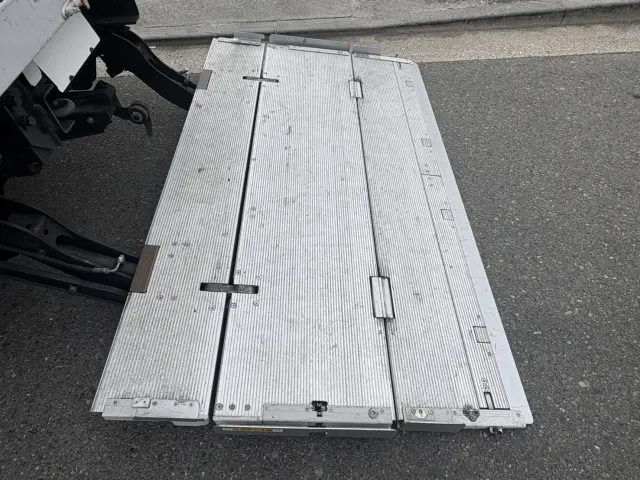 日野 デュトロ 2RG-XZU712M(2WD)の写真17