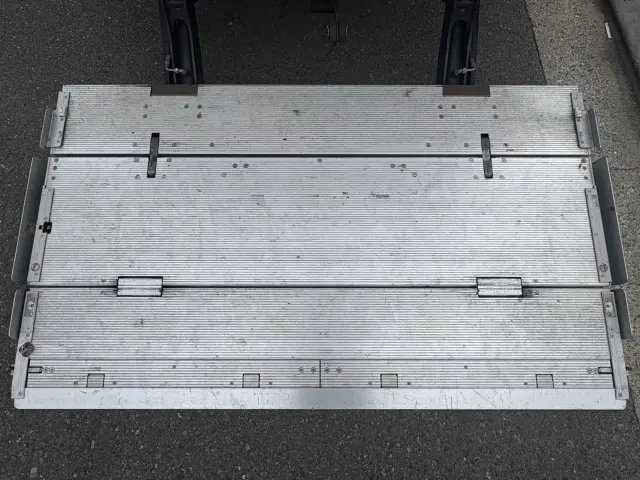 日野 デュトロ 2RG-XZU712M(2WD)の写真17