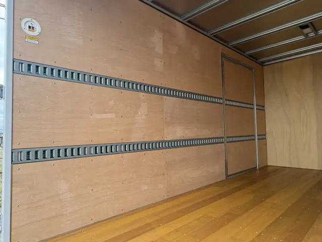 日野 デュトロ 2PG-XZU712M(2WD)の写真10