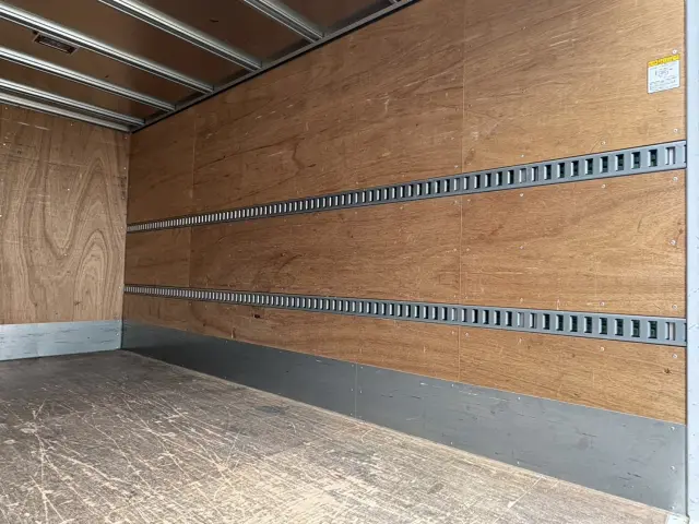 日野 デュトロ 2KG-XZU712M(2WD)の写真11