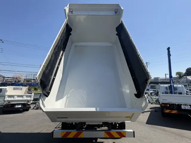 いすゞ フォワード 2RG-FTR90U4(2WD)の写真10