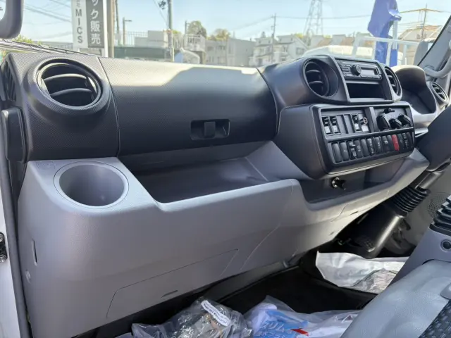 日野 デュトロ 2KG-XZU655M(2WD)の写真28