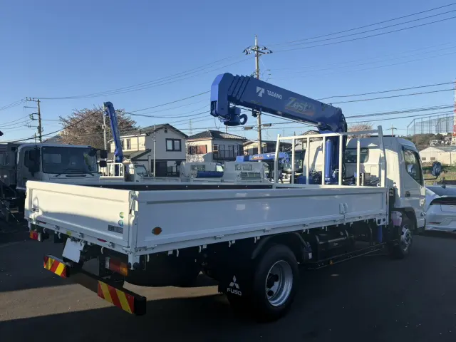 三菱 キャンター 2PG-FEB90(2WD)の写真3