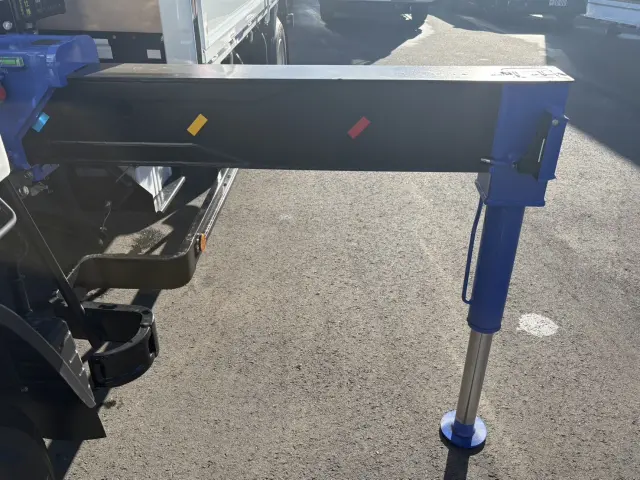 三菱 キャンター 2PG-FEB90(2WD)の写真15