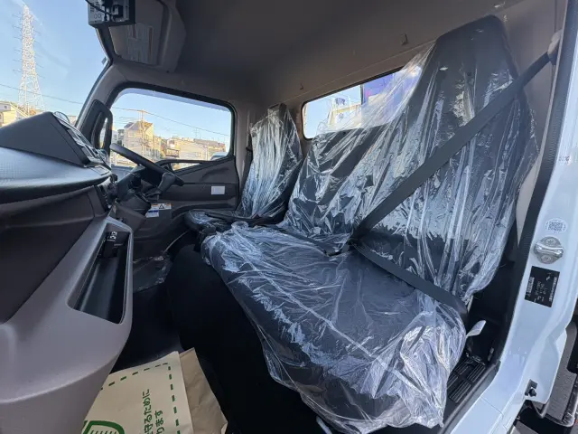 三菱 キャンター 2PG-FEB90(2WD)の写真25