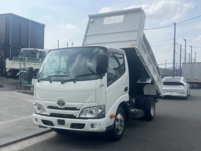 トヨタ ダイナ 2RG-XZU600D(2WD)の写真1