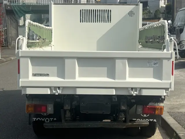 トヨタ ダイナ 2RG-XZU600D(2WD)の写真8