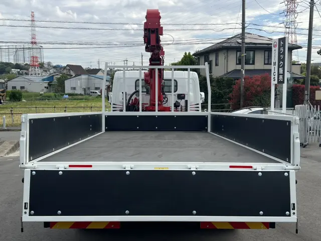 三菱 キャンター 2PG-FEB80(2WD)の写真9