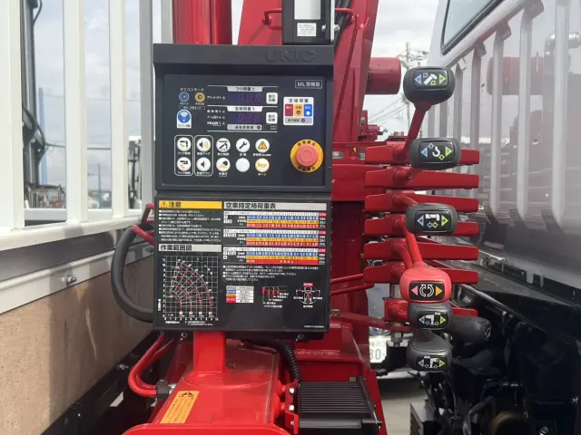 三菱 キャンター 2PG-FEB80(2WD)の写真19