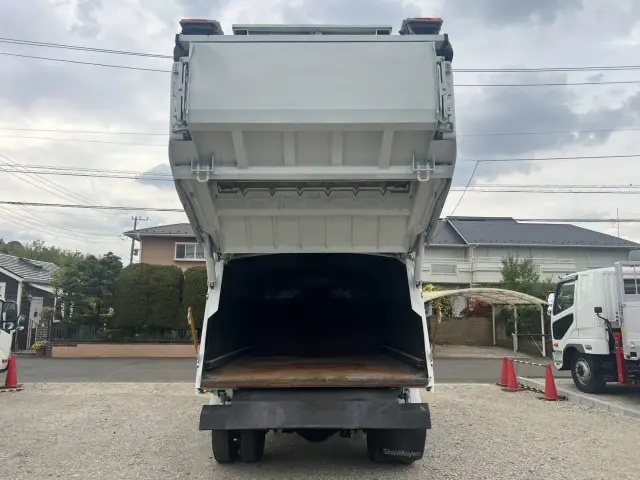 いすゞ エルフ TPG-NPR85N(2WD)の写真14