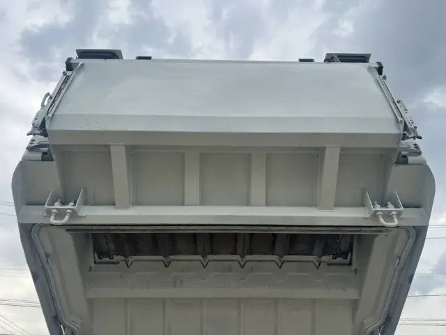 いすゞ エルフ TPG-NPR85N(2WD)の写真15