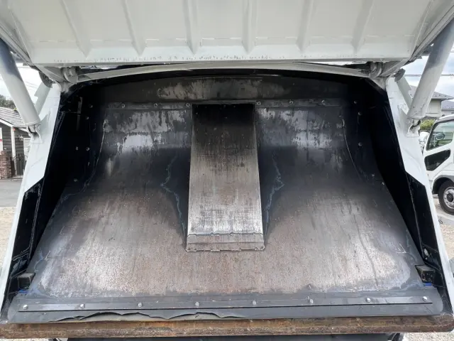 いすゞ エルフ TPG-NPR85N(2WD)の写真17