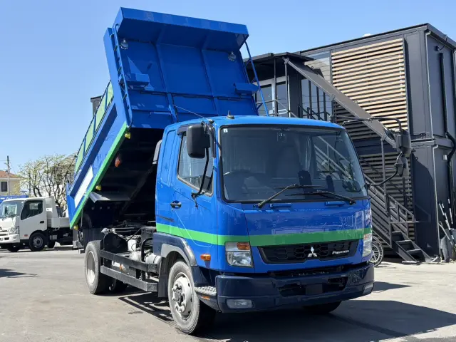 三菱 ファイター 2KG-FK62FZ(2WD)の写真2