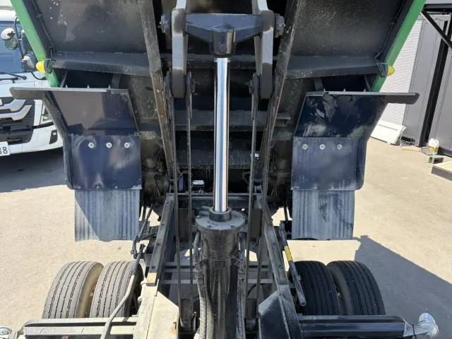 三菱 ファイター 2KG-FK62FZ(2WD)の写真14