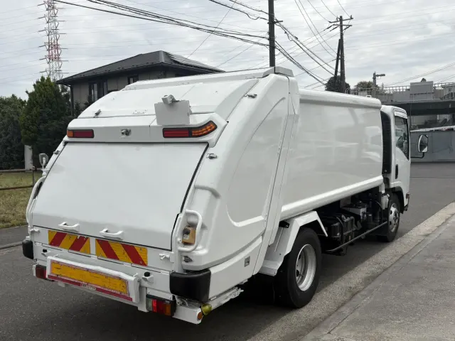 いすゞ エルフ TPG-NPR85YN(2WD)の写真3