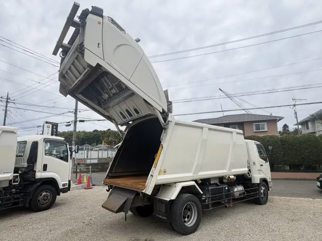 三菱 ファイター 2KG-F72FZ(2WD)の写真12