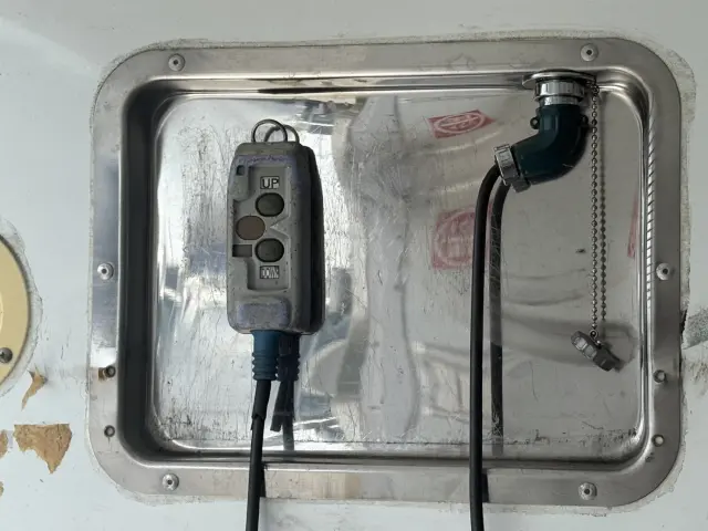 いすゞ エルフ TPG-NPR85AN(2WD)の写真17