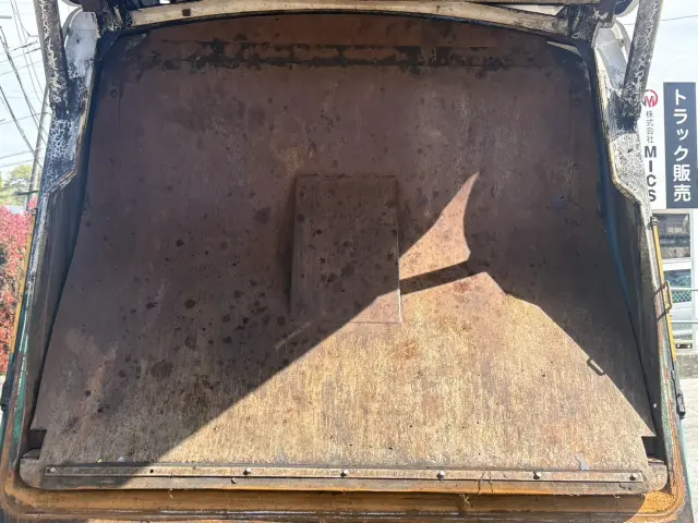 いすゞ フォワード LPG-FTR90S2(2WD)の写真20