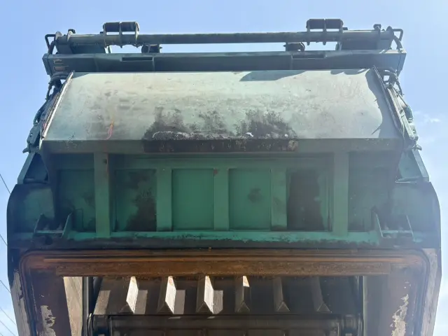 いすゞ フォワード LPG-FTR90S2(2WD)の写真21