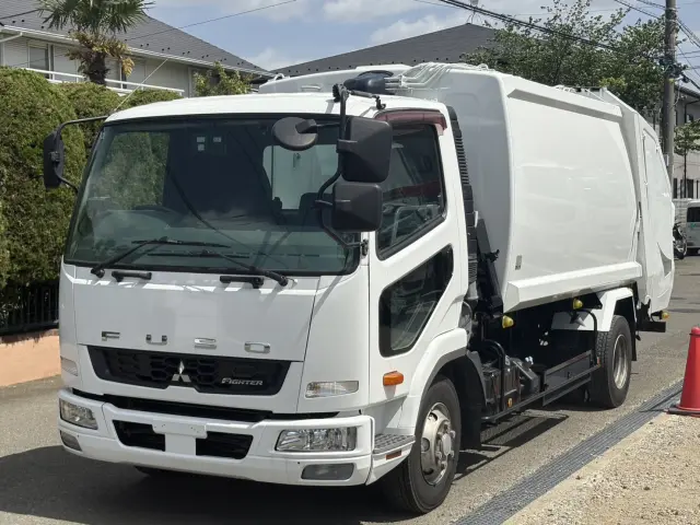 三菱 ファイター TKG-FK71F(2WD)の写真1