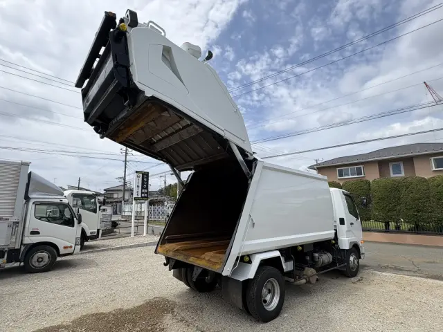 三菱 ファイター TKG-FK71F(2WD)の写真17