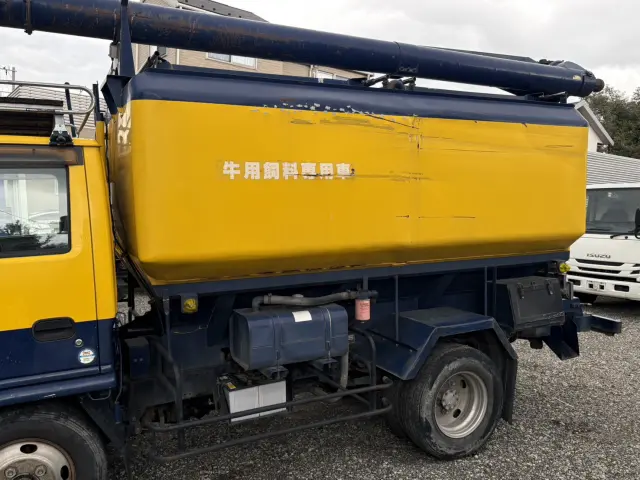 いすゞ エルフ KR-NKR81E3N(2WD)の写真7