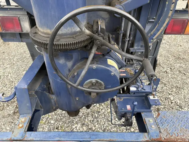 いすゞ エルフ KR-NKR81E3N(2WD)の写真10