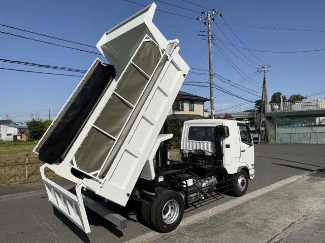 三菱 ファイター 2KG-FK62FZ(2WD)の写真9