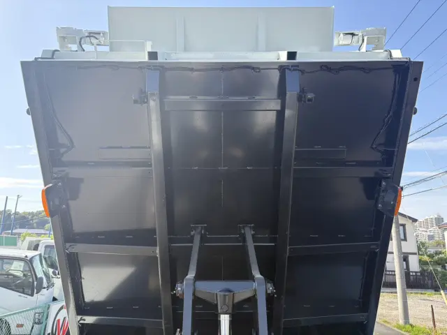 三菱 ファイター 2KG-FK62FZ(2WD)の写真13