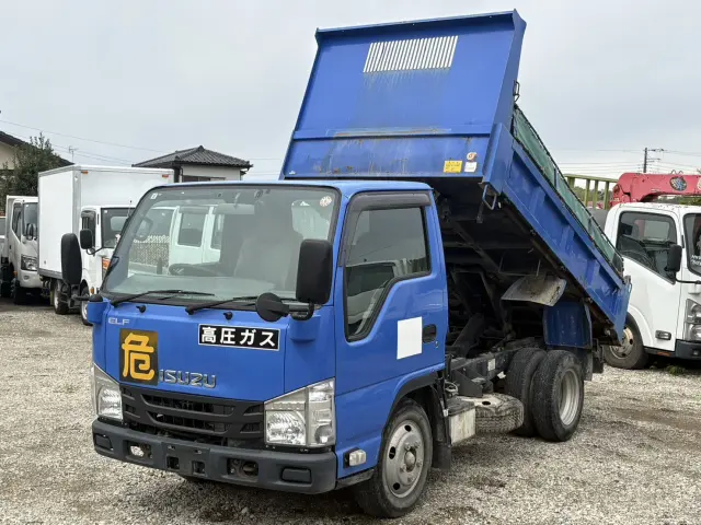 いすゞ エルフ TPG-NKR85AD(2WD)の写真1
