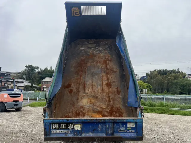 いすゞ エルフ TPG-NKR85AD(2WD)の写真10