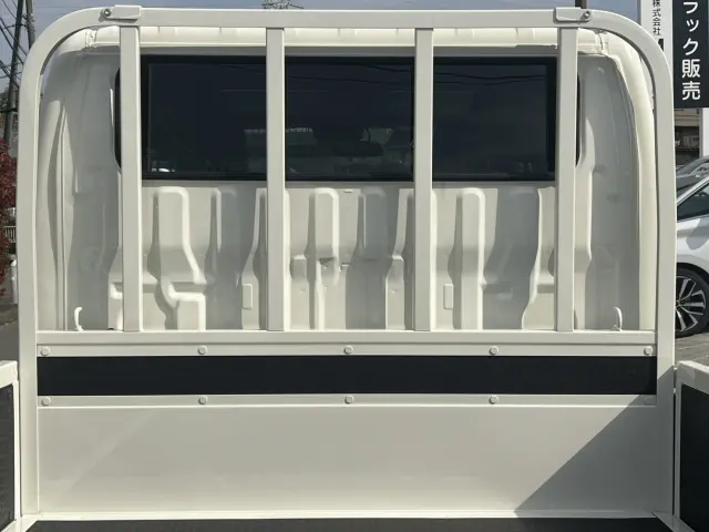 トヨタ ダイナ 2WG-GDY282(4WD)の写真13