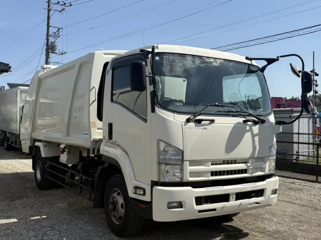 いすゞ フォワード PKG-FSR34S2(2WD)の写真2