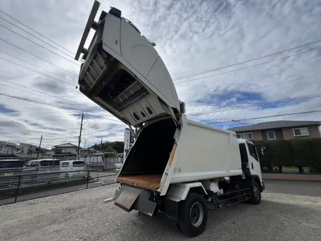 いすゞ フォワード PKG-FSR34S2(2WD)の写真13