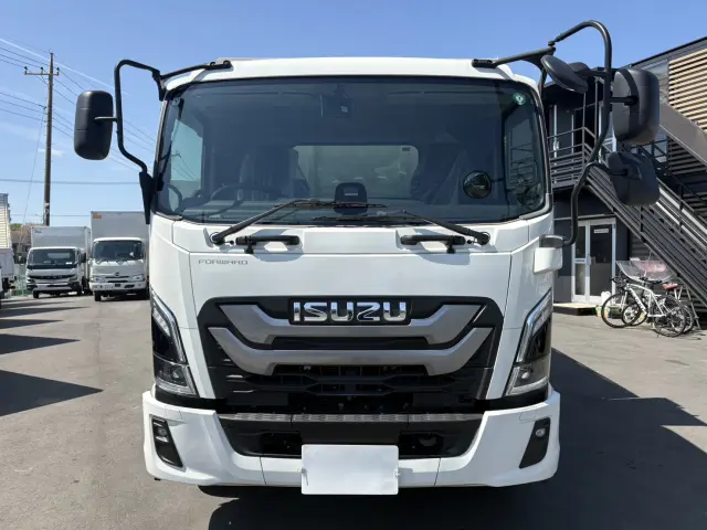 いすゞ フォワード 2RG-FTR90U4(2WD)の写真5