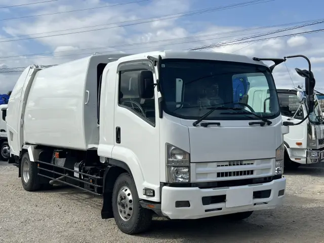 いすゞ フォワード PKG-FSR34S2(2WD)の写真2