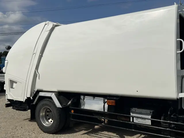 いすゞ フォワード PKG-FSR34S2(2WD)の写真6