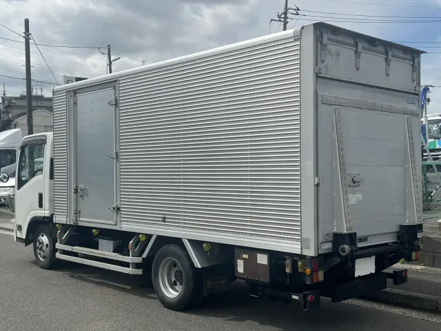 いすゞ エルフ TRG-NMR85AN(2WD)の写真3