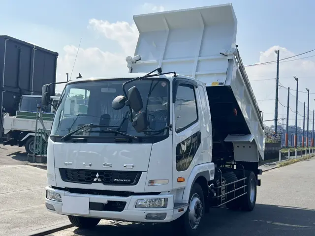 三菱 ファイター 2KG-FK62FZ(2WD)の写真1